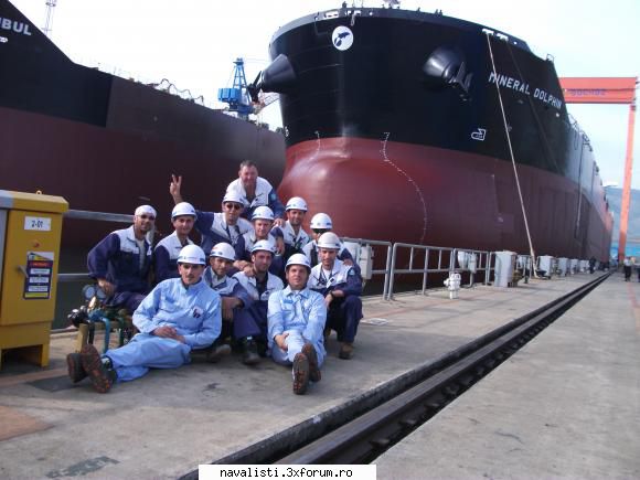 poze bulk carrier de 168000 si echipa de romani poze taifun santier naval filipine hanjin