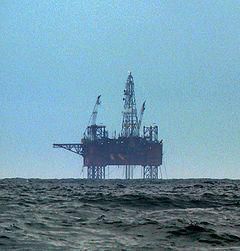 Platforme marine mobile - Prețul de cost extrem de ridicat și - DESPRE PLATFORMELE PETROLIERE