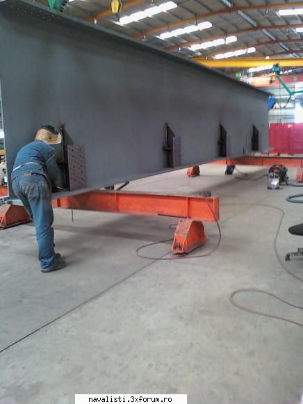 buna ziua.sudor mig mag,cu experienta in costructii metalice etc.ma aceasta cele bune. plecari