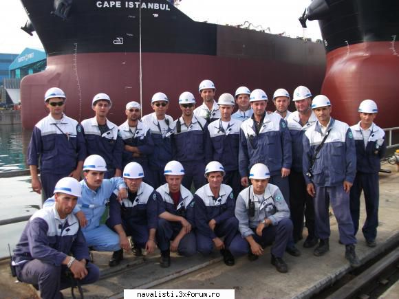 poze bulk carrier de 168000 si echipa de romani poze taifun santier naval filipine hanjin